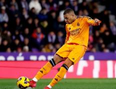  姆巴佩暗示离开巴黎出国踢球 被法国媒体喷出阴影 