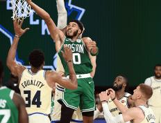 Ming爆冷击败西班牙队，势不可挡引爆全场！的简单介绍