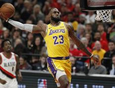 赛地聚焦——NBA季后赛今晚热度飙升，孟菲斯灰熊门线救险，质疑声仍在，年轻球员得到机会的简单介绍